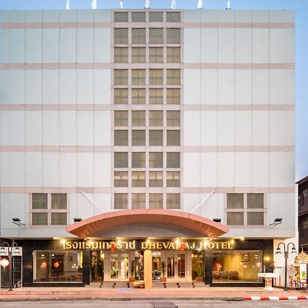 Dhevaraj Hotel Nan Zewnętrze zdjęcie